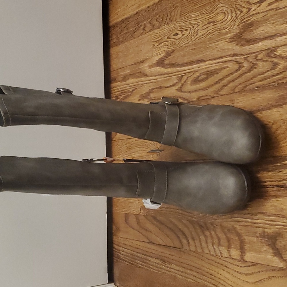 Women boots